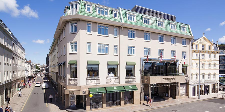 Pomme D'or Hotel